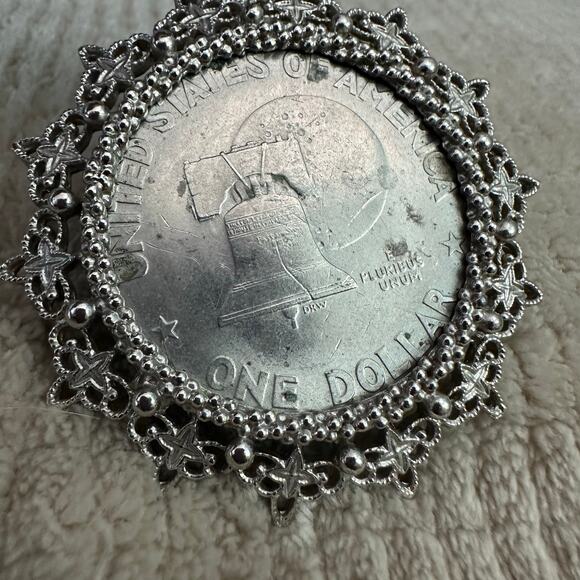 Vintage Moon Landing Silver Dollar Pendant Necklace - Picture 3 of 5